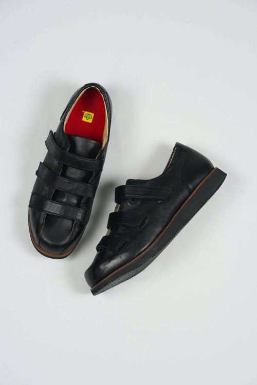 DEADSTOCK VELCRO LEATHER SHOES