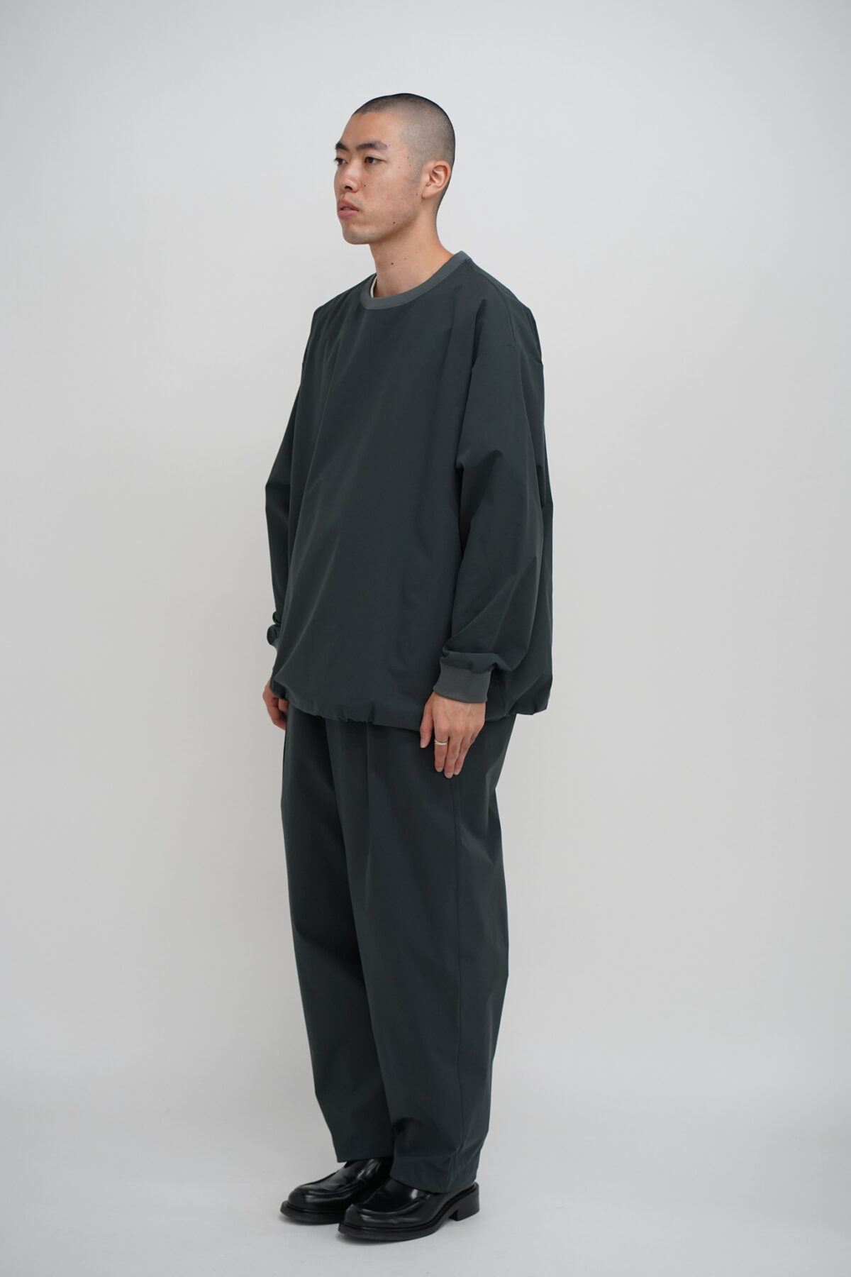 untrace 】TAPERED STRETCH TRACK PANTS - パンツ