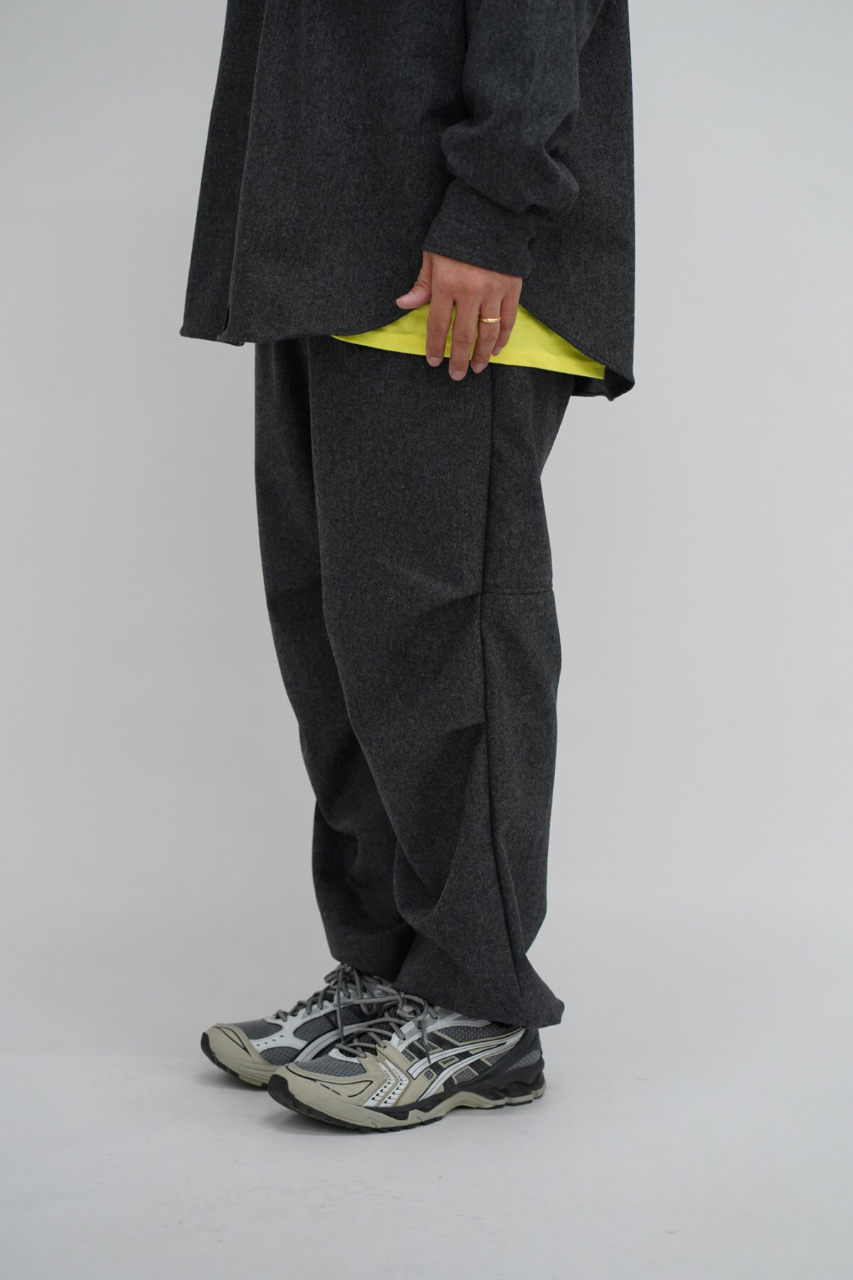 裾巾29PACS  Wool Flex Pants