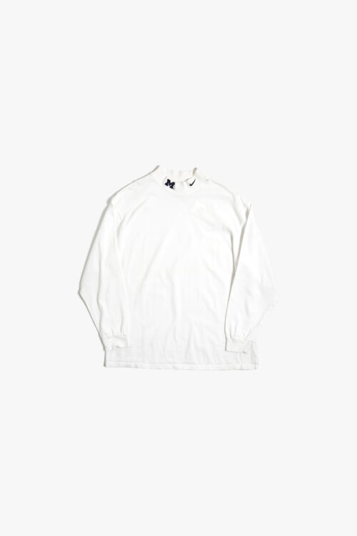NIKE EMBROIDERY MOC NECK L/S TEE