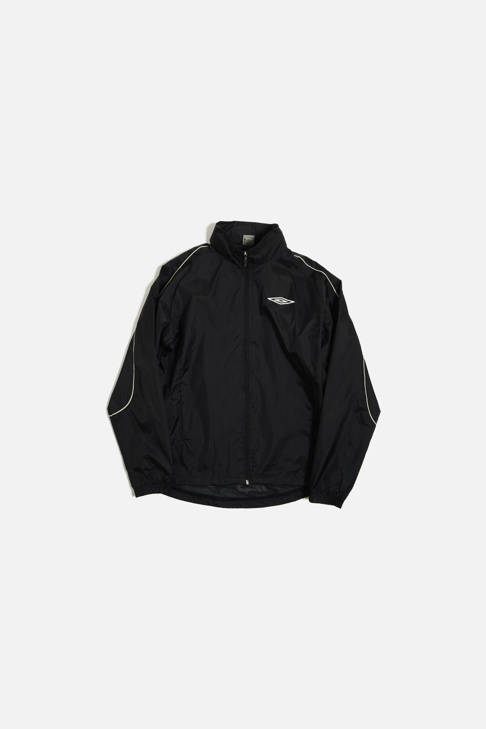 90'S UMBRO LINE DESIGN ON SLEEVE NYLON ZIP UP JACKET