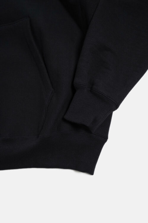 TSURIAMI RAGLAN HOODIE BLACK