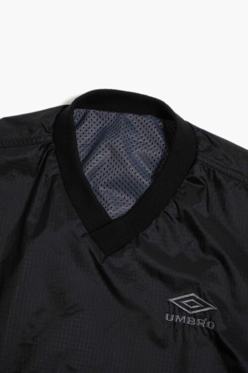 UMBRO REVERSIBLE NYLON PISTE