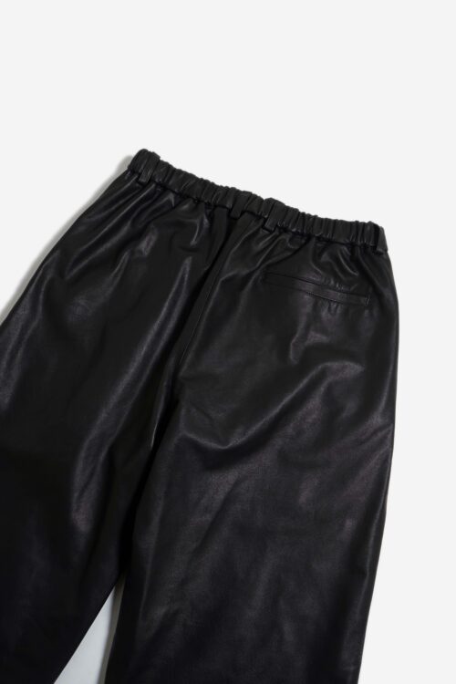 DOUBLE PLEATED EASY PANTS - FULL GRAIN LEATHER -