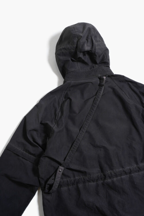 GARMENT DYED PULLOVER JACKET BLACK