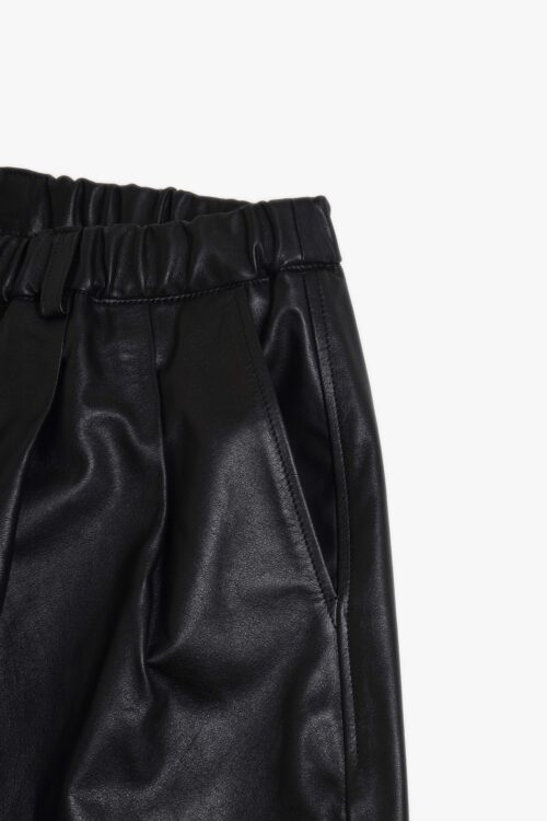 DOUBLE PLEATED EASY SHORTS - FULL GRAIN LEATHER -