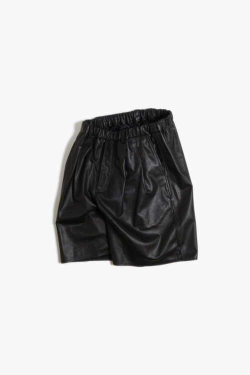 DOUBLE PLEATED EASY SHORTS - FULL GRAIN LEATHER -