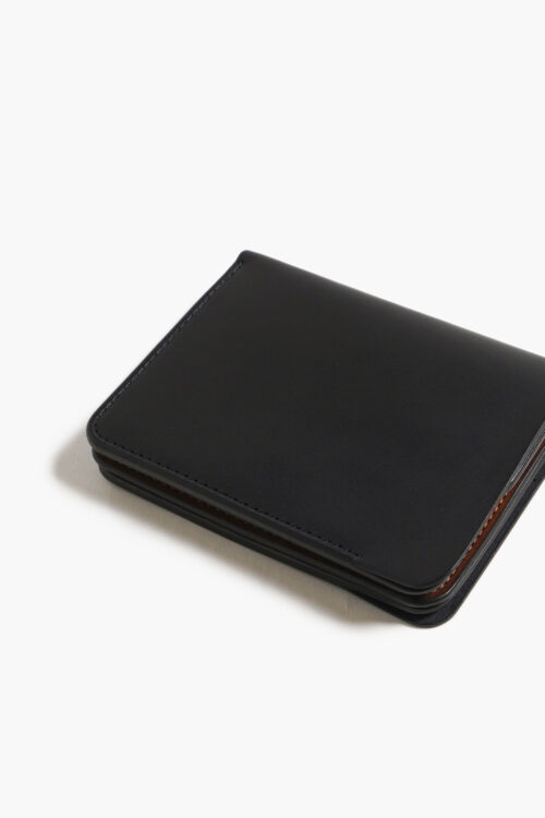 POST WALLET BABY CALF  BLACK × BROWN