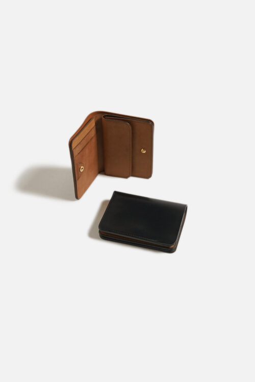 POST WALLET CORDOVAN  BLACK × BROWN