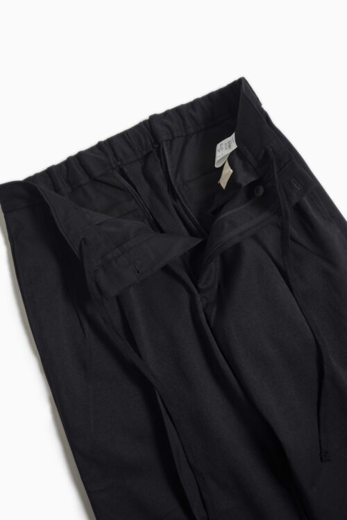 DOUBLE PLEATED TROUSERS - RECYCLE YARN - BLACK