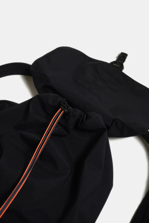 UNTRACE NAP PACK _218 BLACK