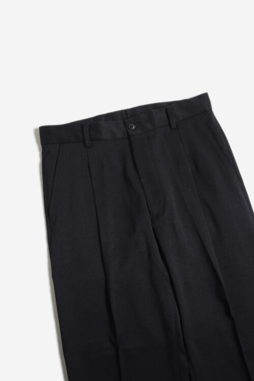 ONE PLEATED TROUSERS - RECYCLE YARN - BLACK