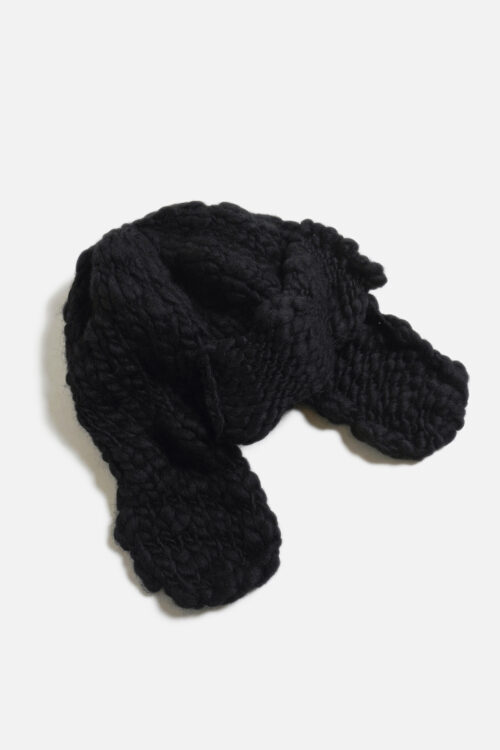 COCKSCOMB FLAP CAP BLACK