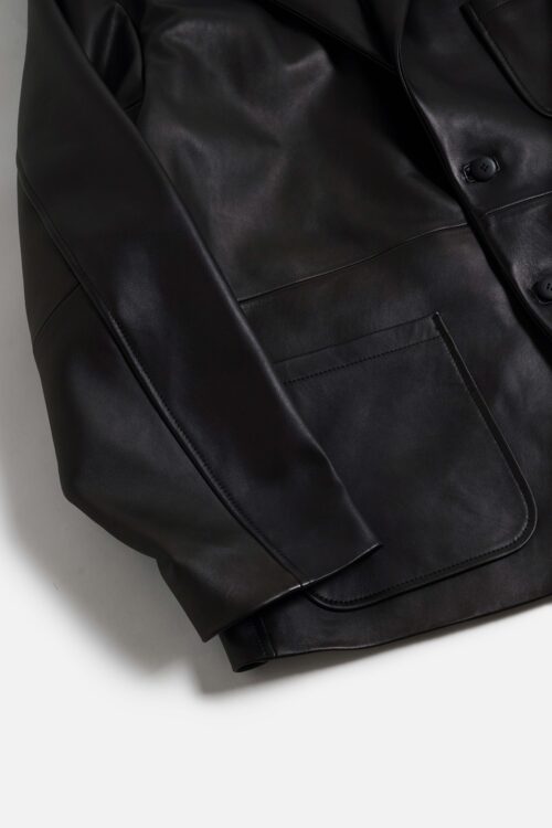 2B JACKET - HIMALAYAN SHEEP - BLACK