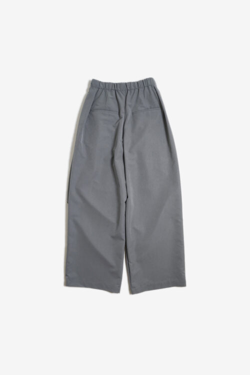 SMOOTH TAFTA DRAPE TUCK PANTS GREY
