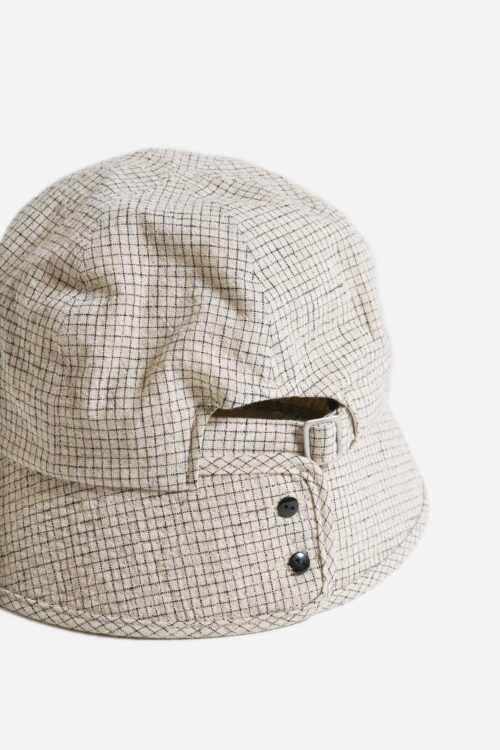 HORSETAIL HAT WINDOW PEN