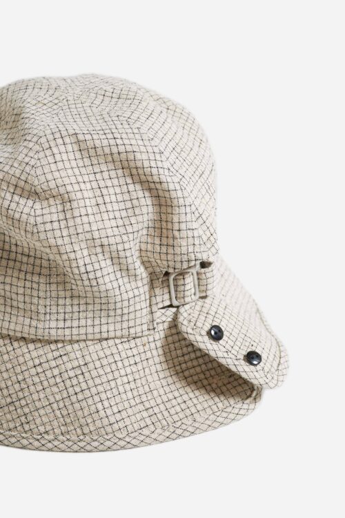 HORSETAIL HAT WINDOW PEN