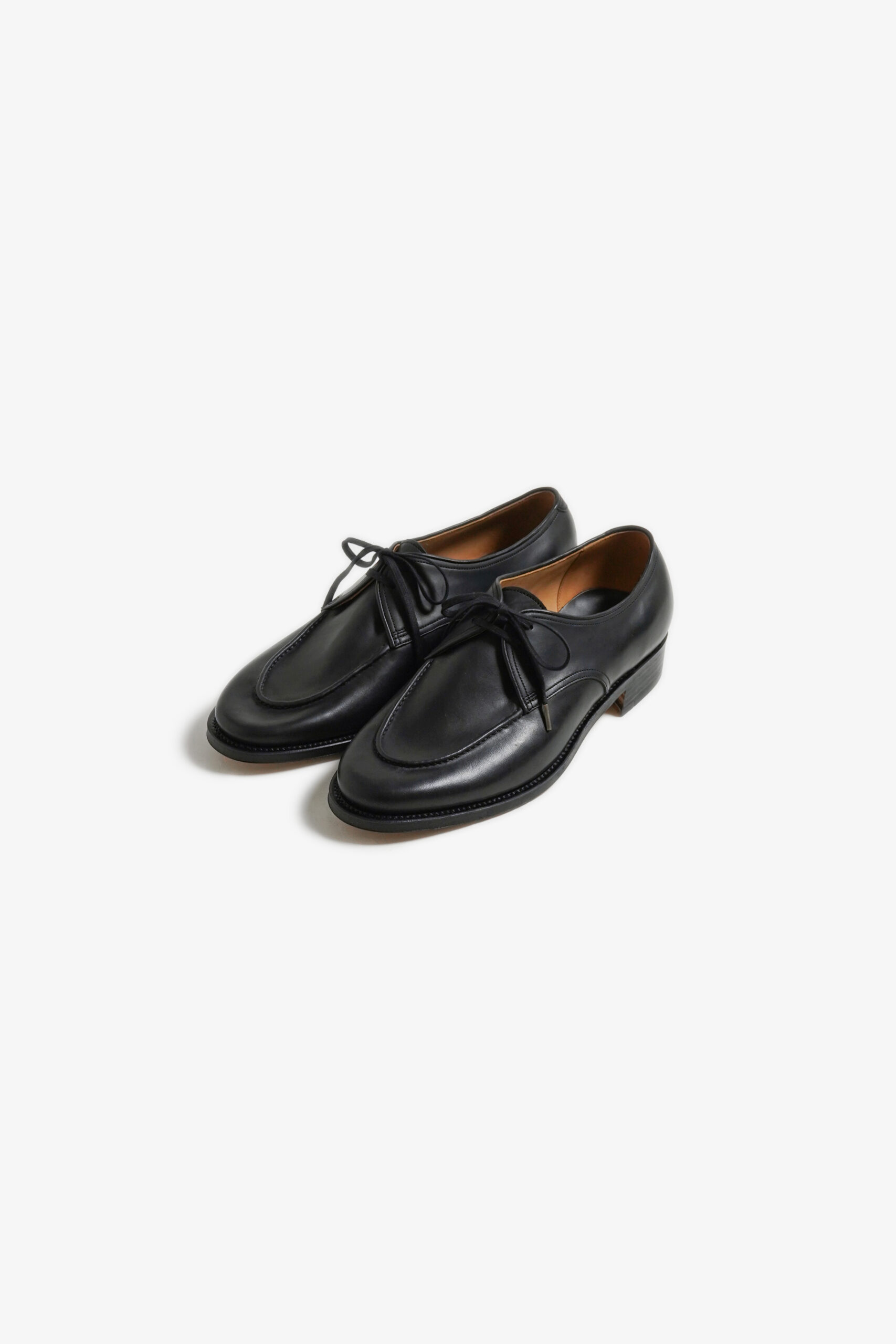 LOW SHOES CLASS  BLACK