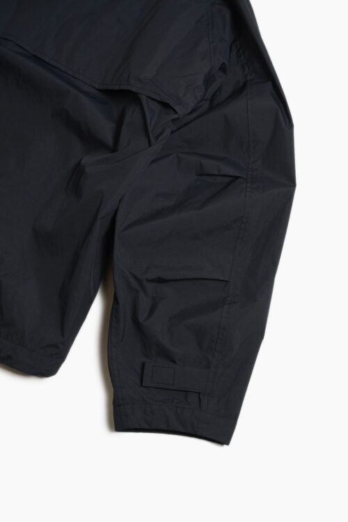 P12 RAIN JACKET BLACK
