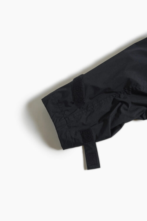 P12 RAIN JACKET BLACK