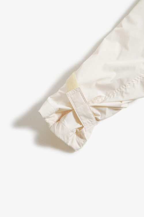 P12 RAIN JACKET ECRU