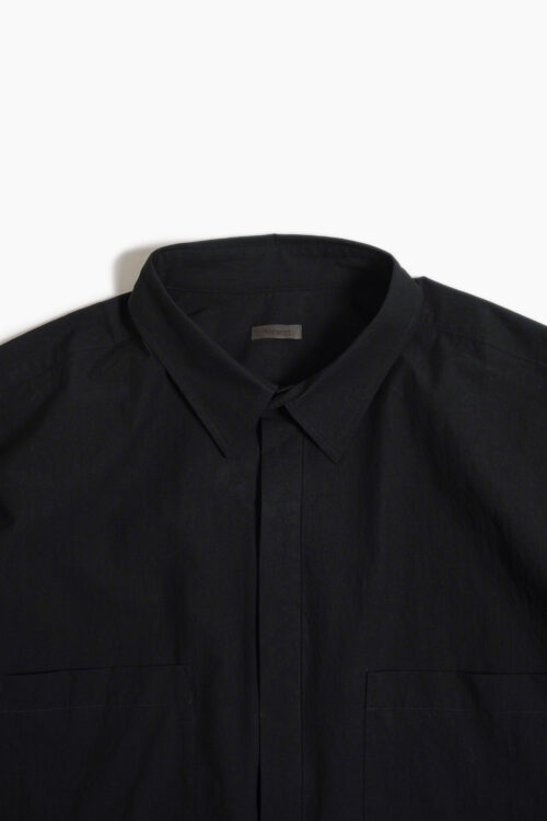 COTTON TYPEWRITER FLY FRONT SHIRT BLACK