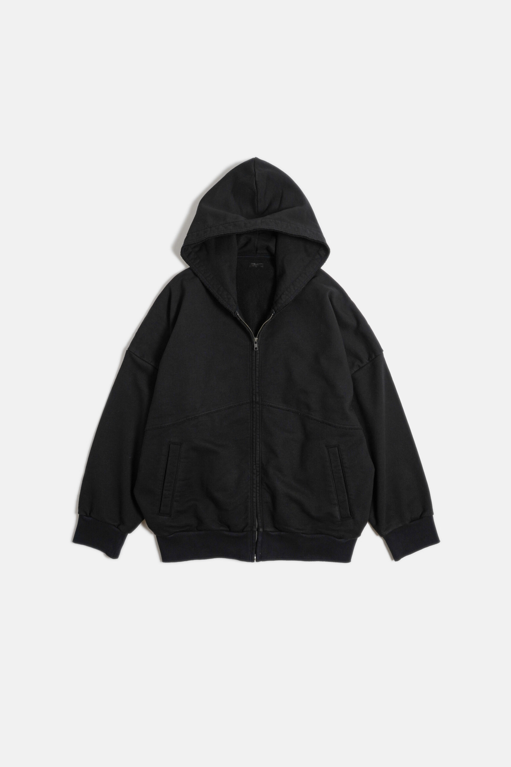 CUT OFF ZIP HOODIE BLACK