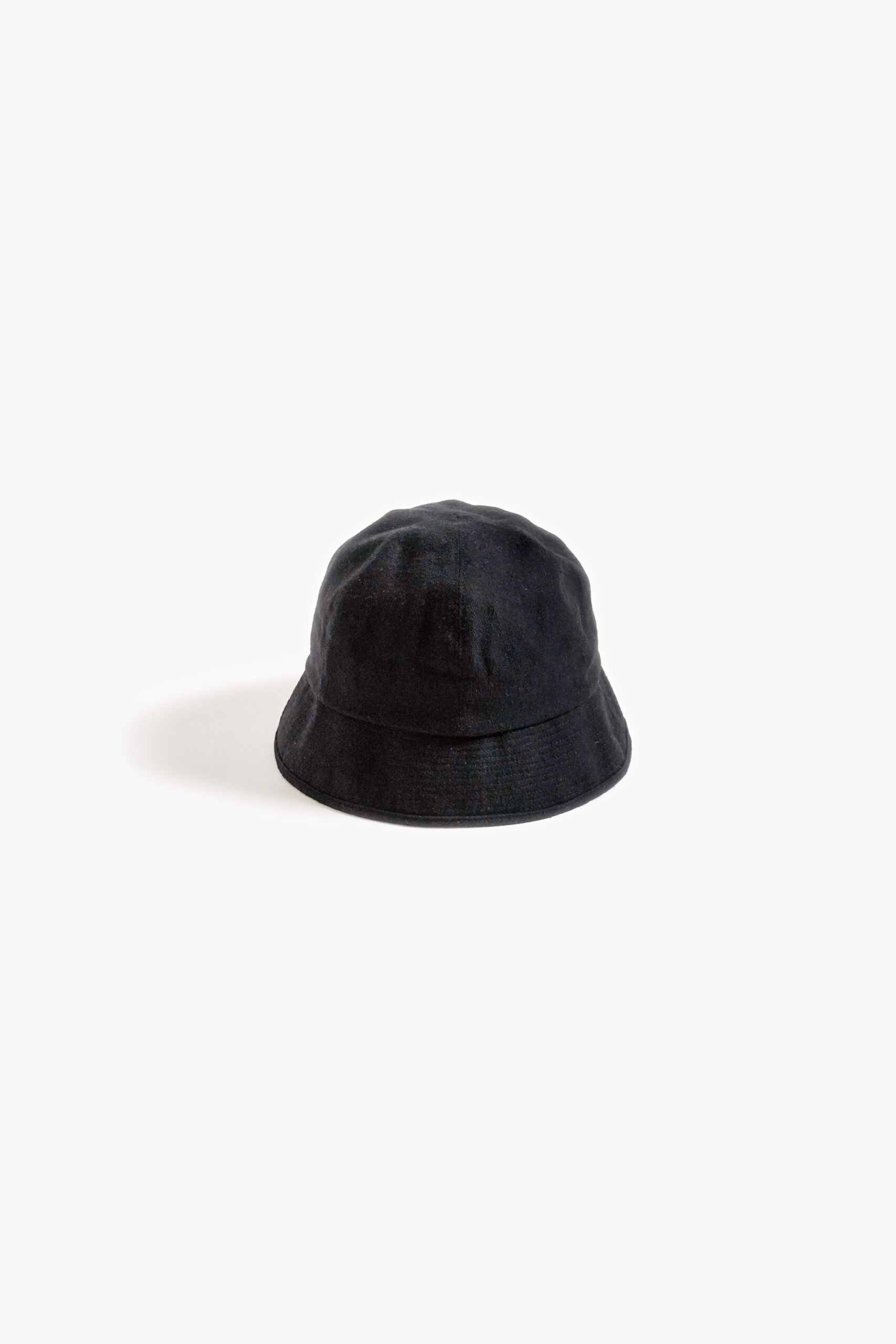 HORSETAIL HAT BLACK
