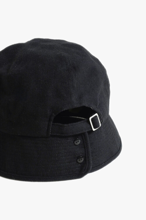 HORSETAIL HAT BLACK