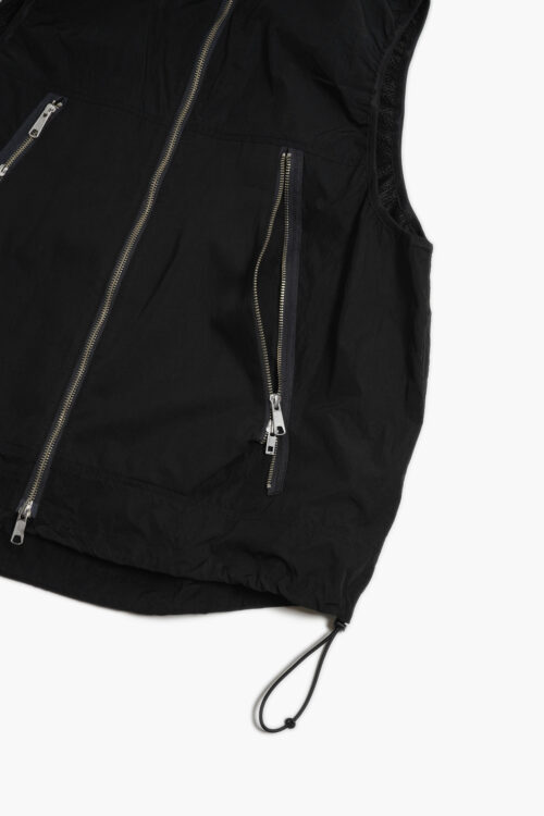 UN VEST BLACK