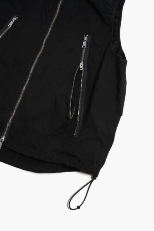 UN VEST BLACK