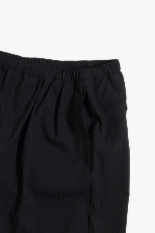 TECHNO WOOL SUCKER TRAINING SHORTS BLACK