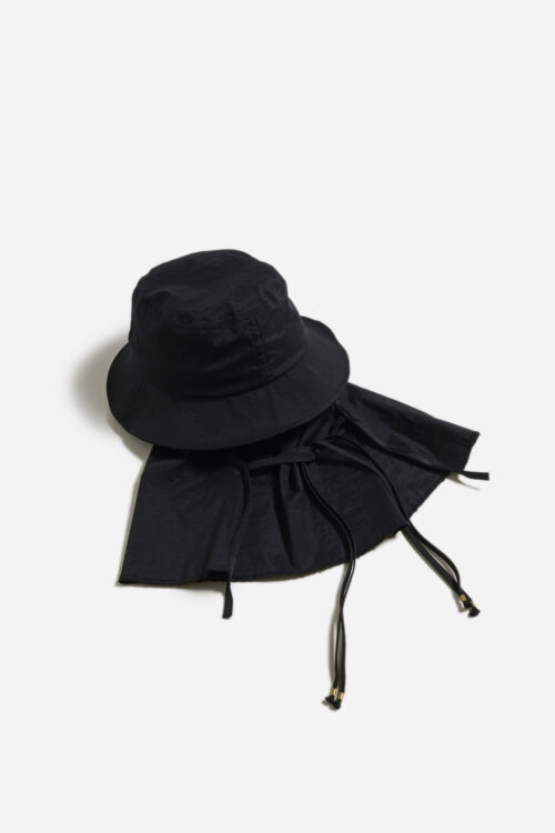 CAPE HAT BLACK