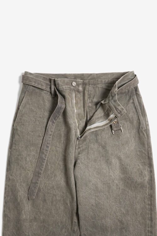 BELTED TROUSERS - NATURAL GARMENT DYE / RAW DENIM - MUGWORT