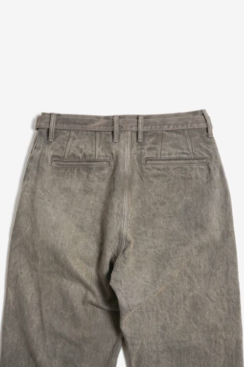 BELTED TROUSERS - NATURAL GARMENT DYE / RAW DENIM - MUGWORT