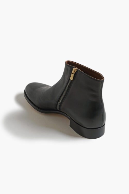 MOLDER CALF BLACK