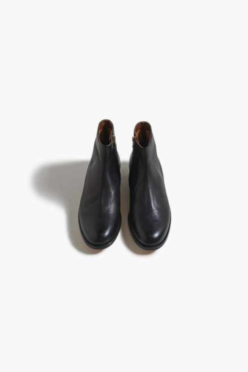 MOLDER CALF BLACK