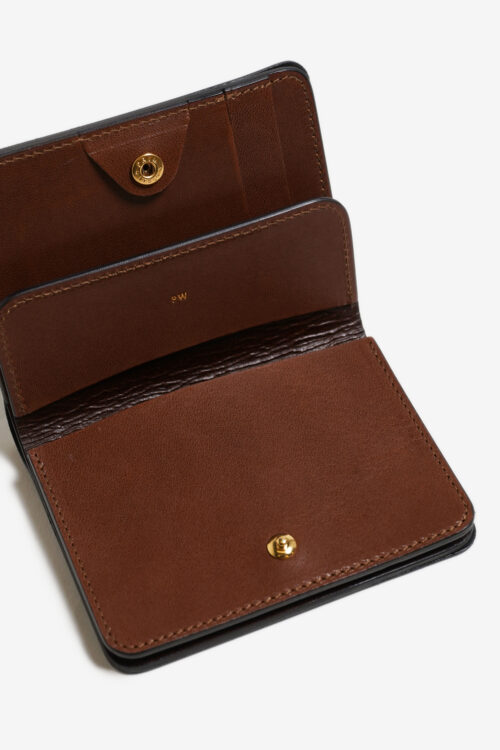 POST WALLET ILCEA BLACK × BROWN