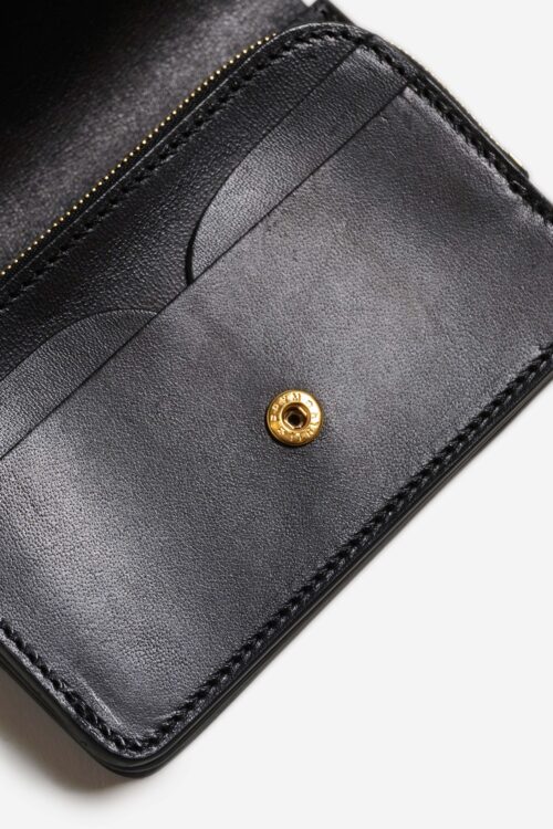 SHORT WALLET SERPENTINE BLACK × BLACK