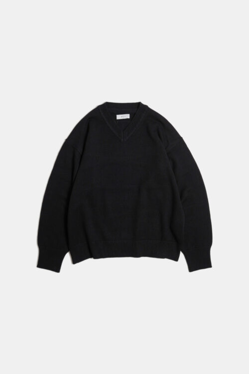V-NECK KNIT BLACK