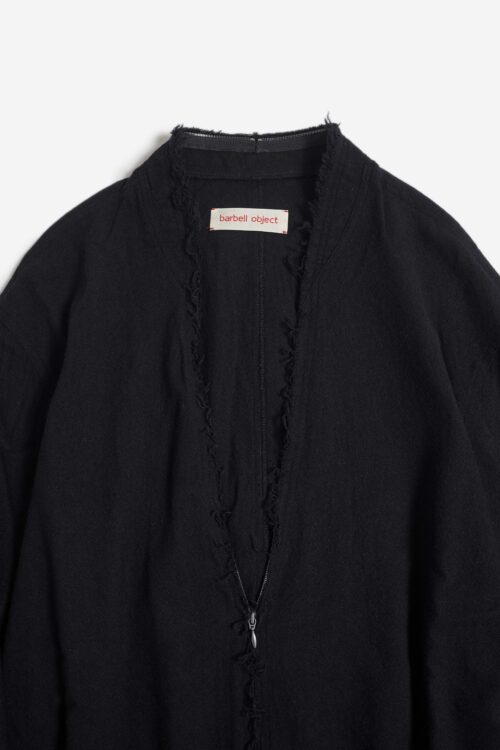 V TOP W/C BLACK