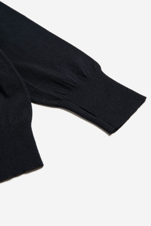 COTTON CASHMERE TURTLE LS BLACK